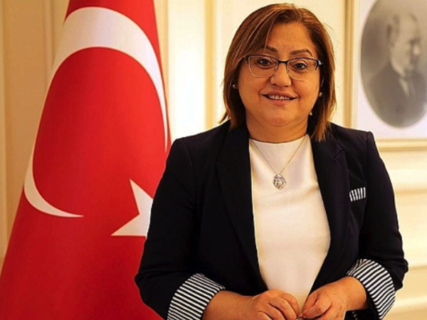  Fatma Şahin Ak Parti Büyüşehir Belediye Başkan Adayı Oldu