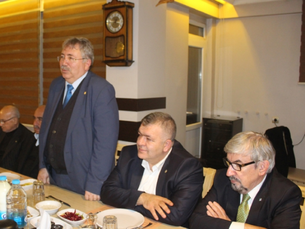 Gaziantep Ticaret Endüstri Merkezi Esnaf ve Sanayici Yöneticileri Birliği Başkanlığına yeniden Enver Bal seçildi.