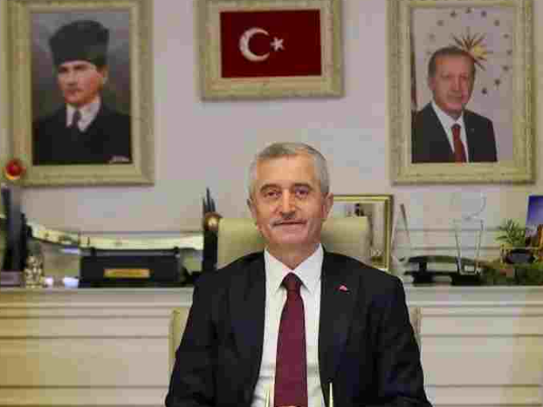 Tahmazoğlu Denetim Raporunu Açıkladı: 431 İş Yeri Kontrol Edildi Gaziantep’in Şahinbey ilçesinde zabıta ekipleri, halk s