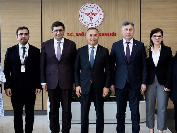 Vali Çeber’den Gaziantep Şehir Hastanesi’ne ziyaret