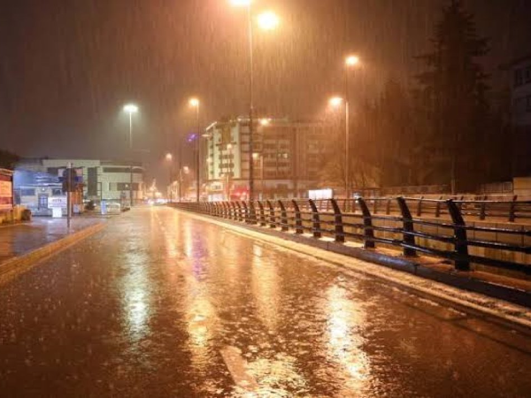 Gaziantep’te Sağanak Yağış Etkisini Artırdı: